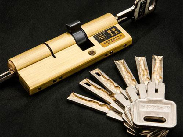 长岭24小时上门开锁公司